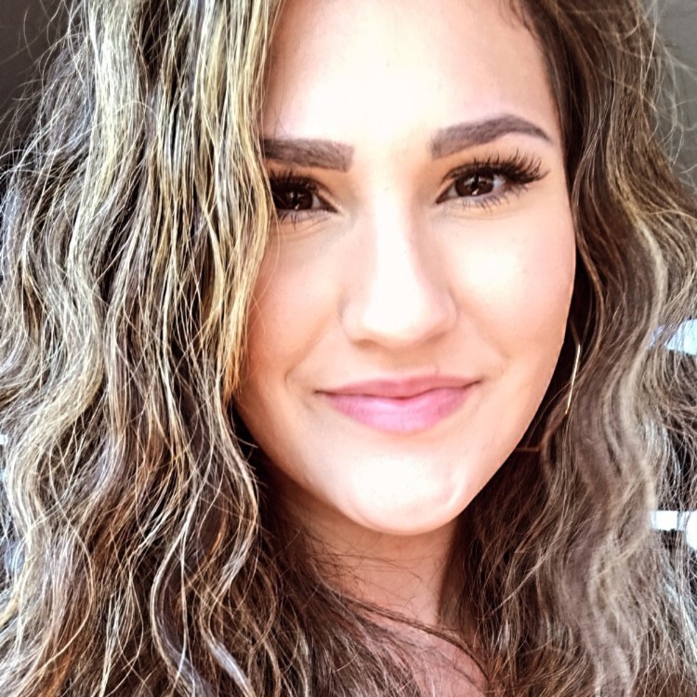 Meet your Posher, Lacey